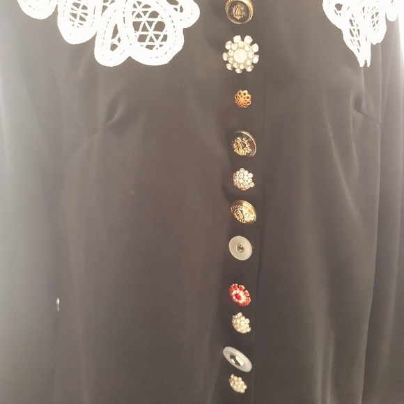 Victorian embroidered collar shirt dress - Picture 6 of 10